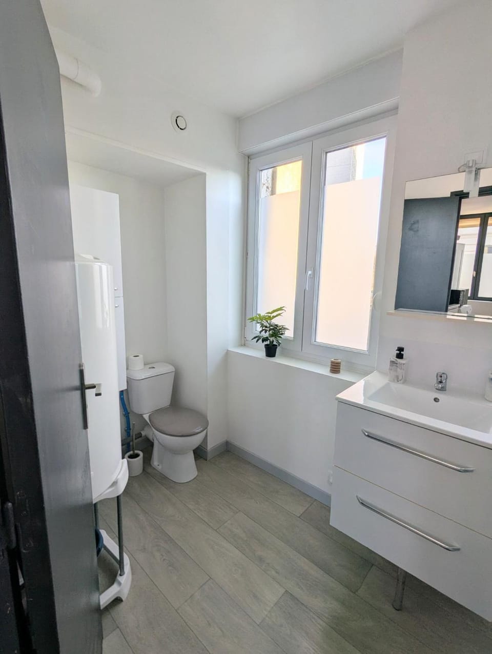 Le Saint Vaast Cozy Studio Arras Apartment in Arras