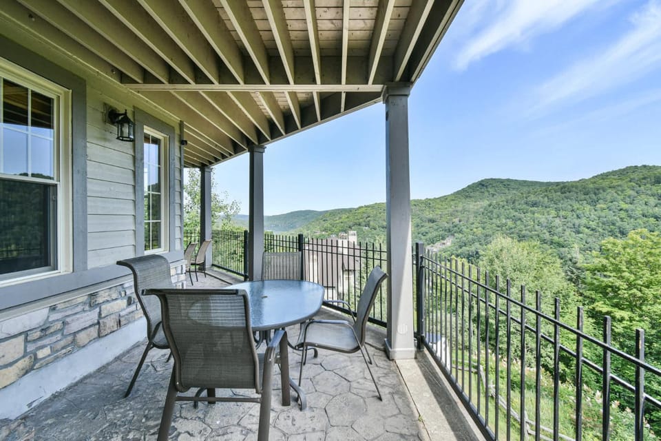 Suite View Apartment in Mont-Tremblant