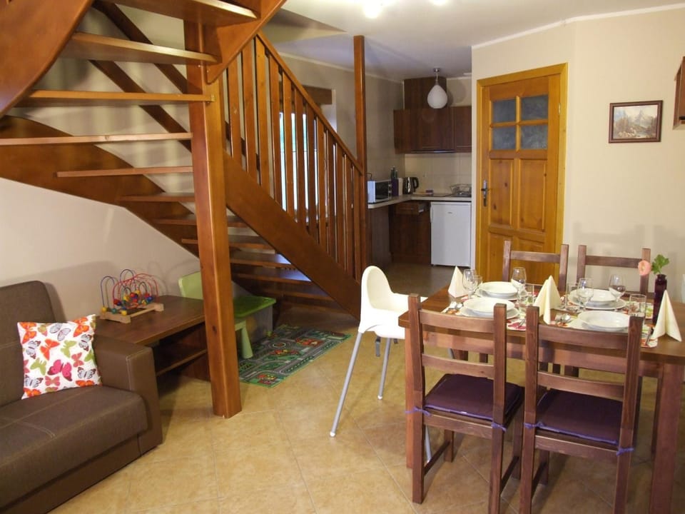 Living room, Photo of the whole room