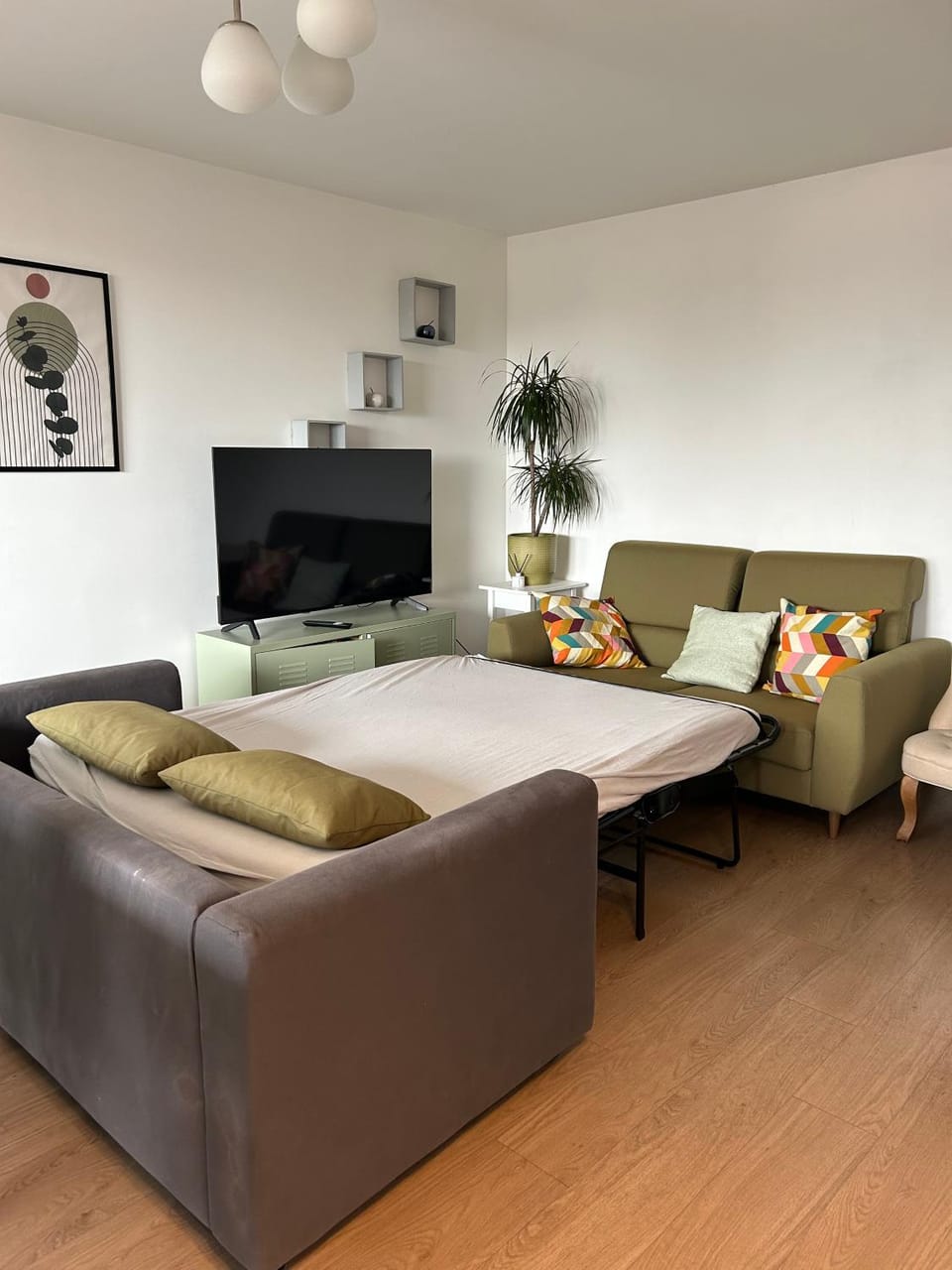 Agréable 3 pièces - 8P - Parking - Séjour idéal Paris Proche Gare Apartment in Saint-Denis, France