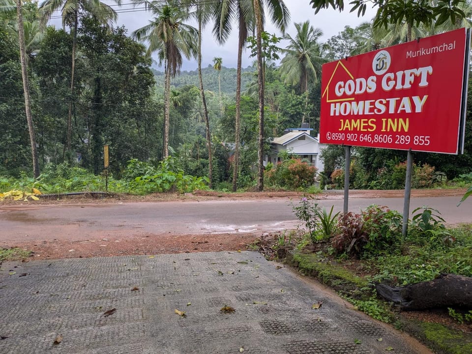 Neighbourhood, Natural landscape, Street view
