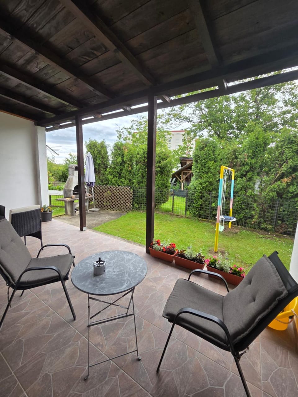 BBQ facilities, Children play ground, Balcony/Terrace, Seating area