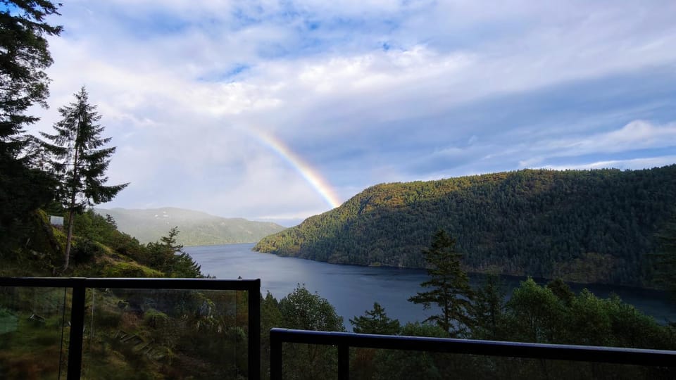Balcony/Terrace, Mountain view