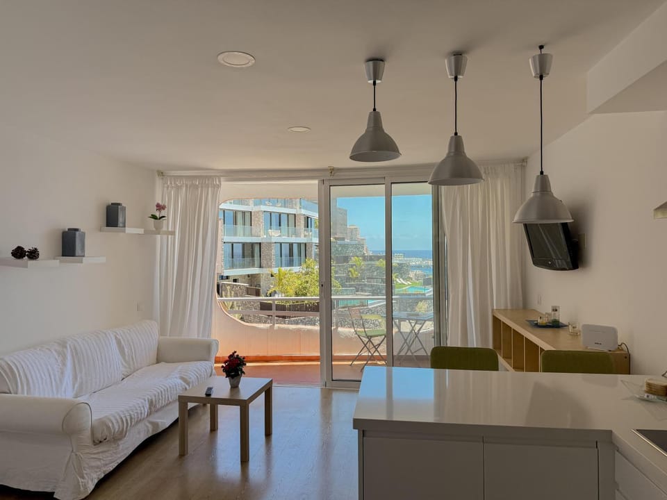 TV and multimedia, Balcony/Terrace, Living room, kitchen