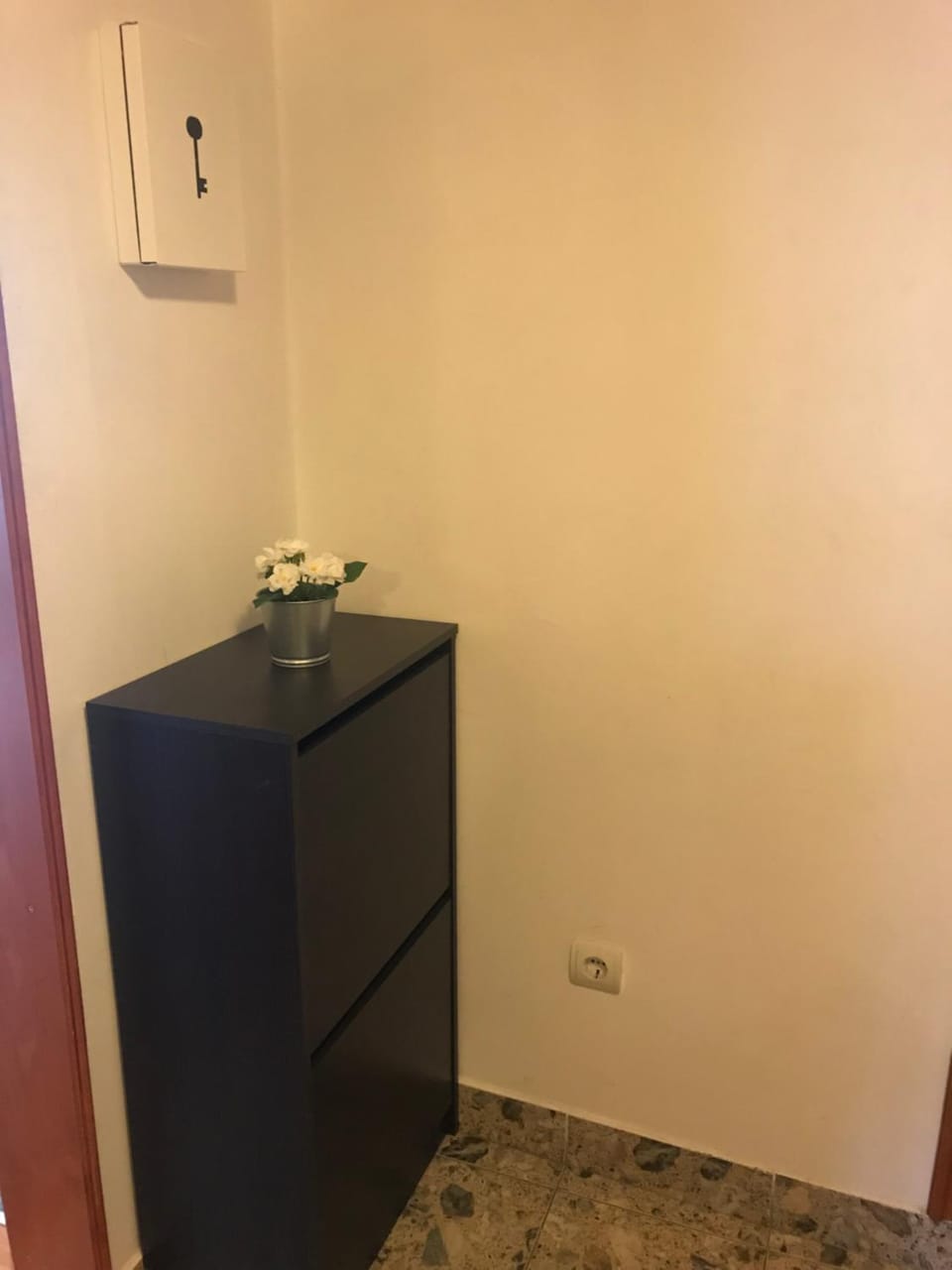 locker, locker