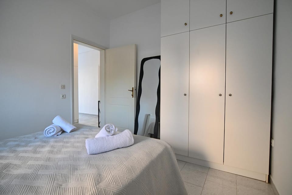Bed, Bedroom, wardrobe
