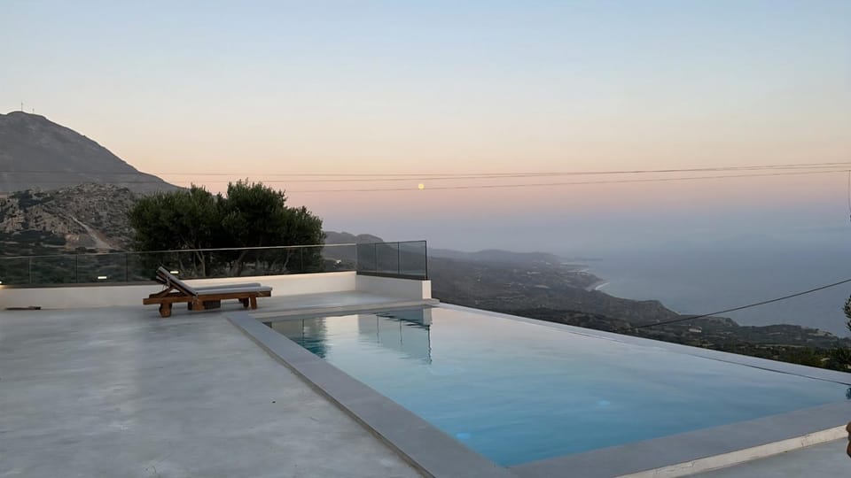 Kaliva Villa House in Crete