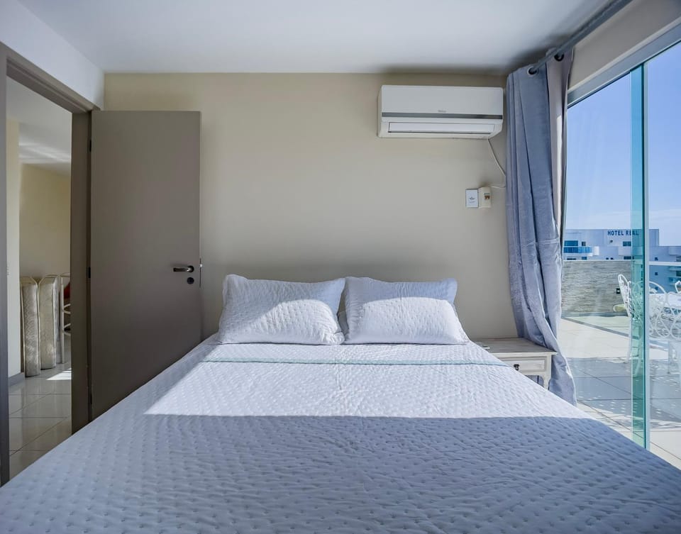 Ampla Cobertura com 3 Vagas e Lazer Completo Apartment in Cabo Frio