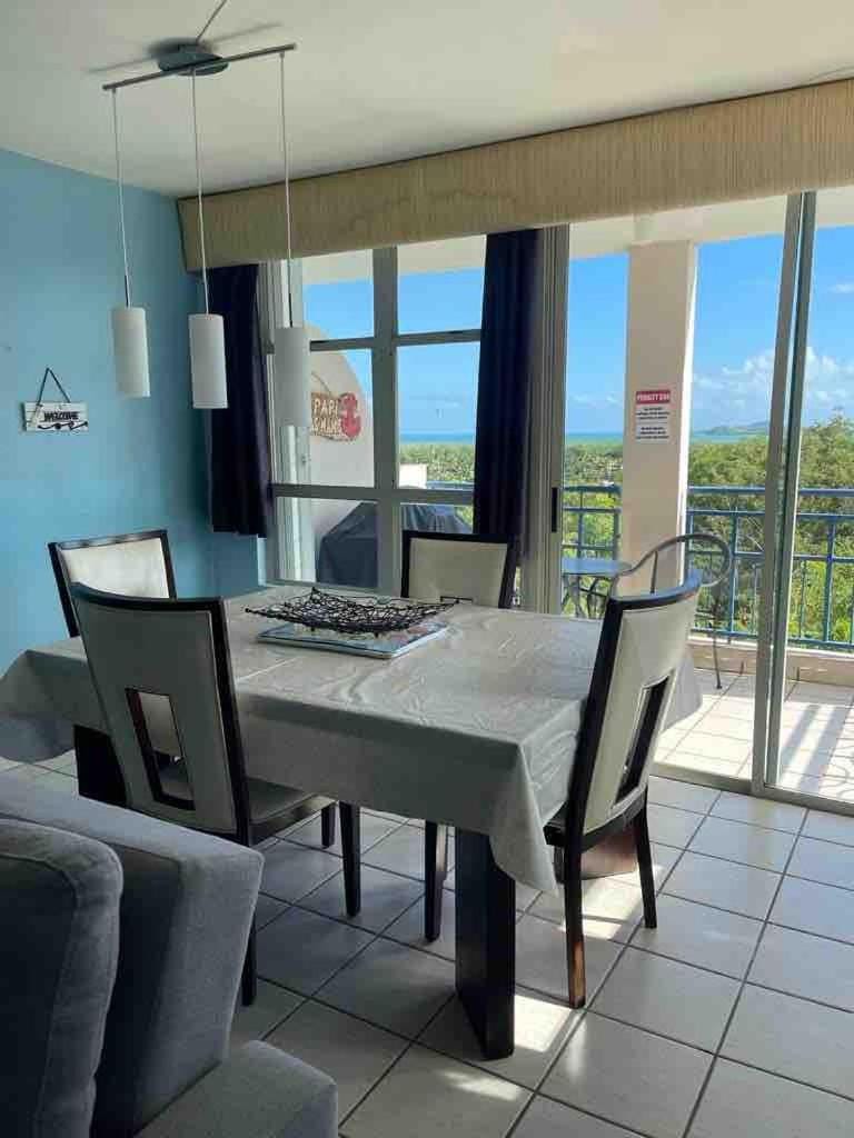 Costa Brava Beach & Pool Apartment 24-402 Apartment in Fajardo