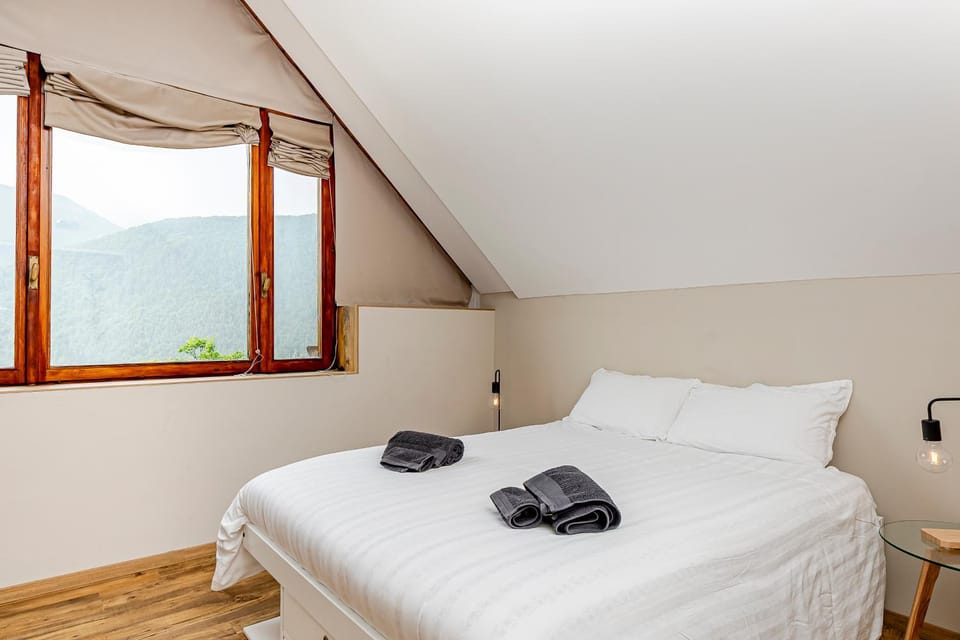 Bed, Natural landscape, Photo of the whole room, Mountain view, towels