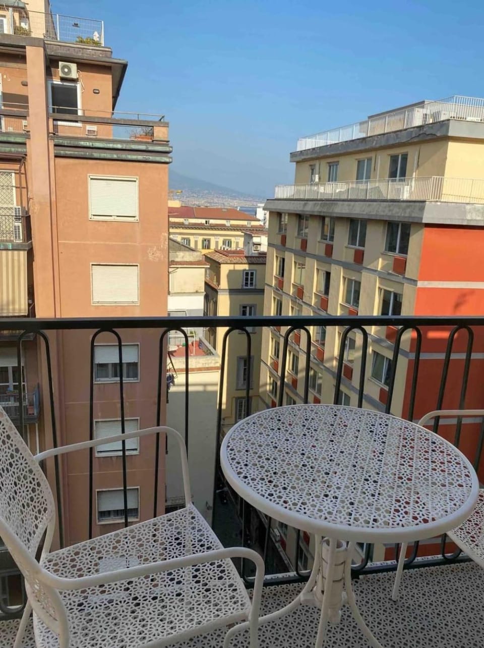 Balcony/Terrace, City view