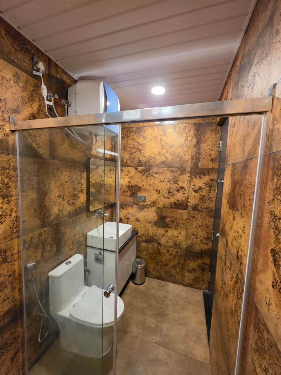 Shower, Toilet, Bathroom