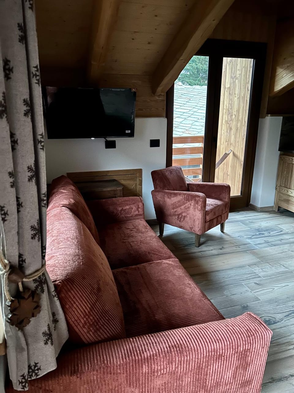 Méijòn Lo Brenlo Apartment in Courmayeur