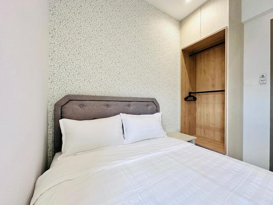 Sea Bridge View Sky Pool Cozy 3BR Retreat airport 9pax Apartment in Bayan Lepas