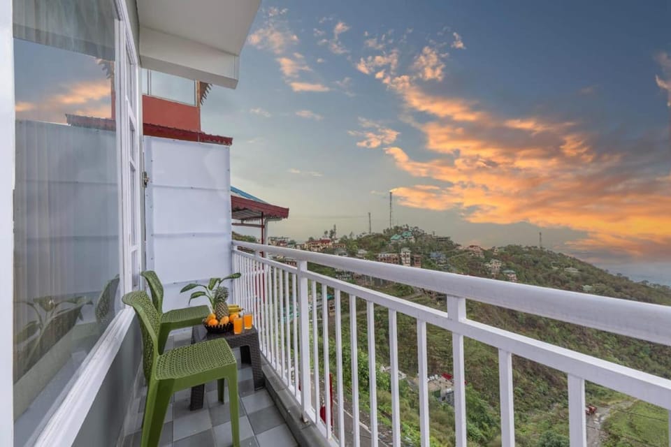 Day, Natural landscape, View (from property/room), Balcony/Terrace, Mountain view, Sea view, Sunrise, Sunset