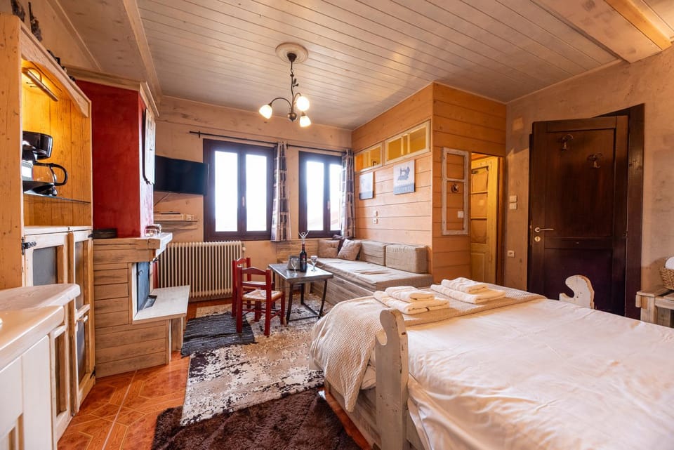 Agiaz Cozy Apartments Arachova Apartment in Peloponnese, Western Greece and the Ionian