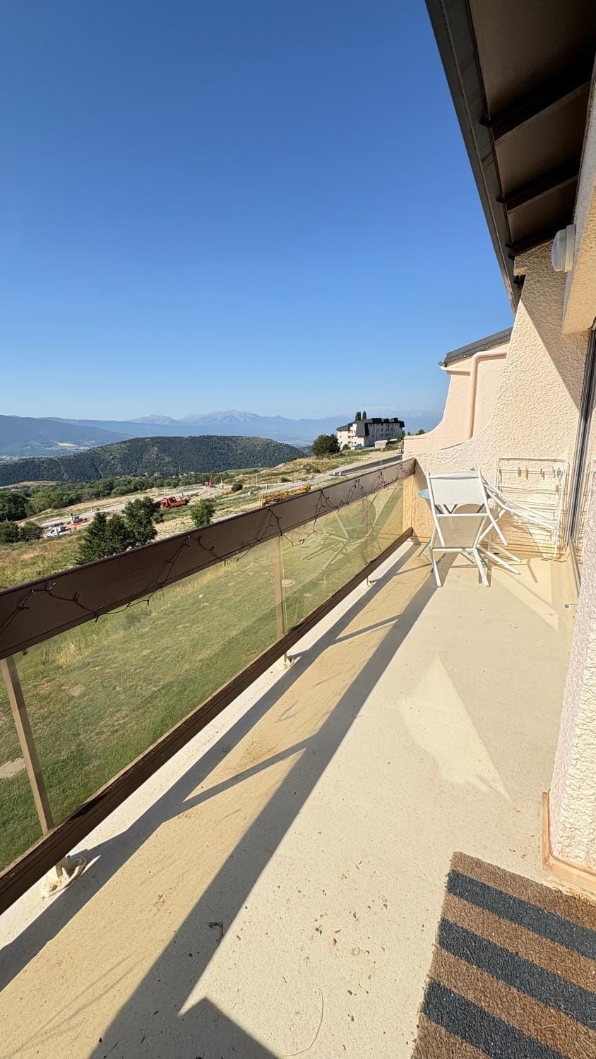 View (from property/room), Balcony/Terrace, Garden view