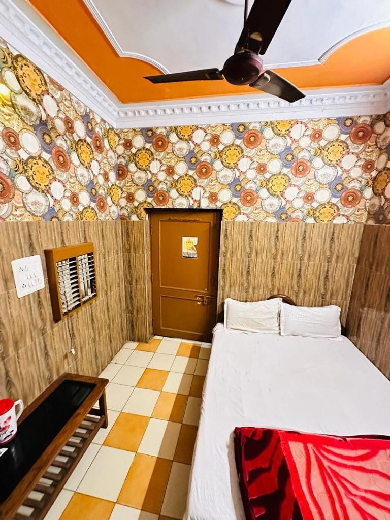 Hotel New Lucknow Hotel in Lucknow