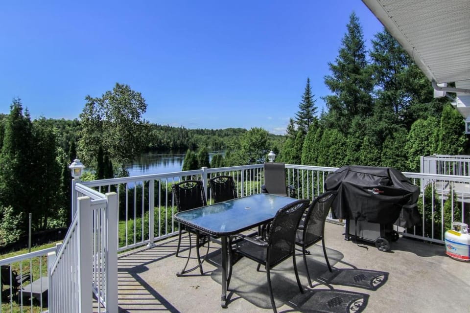 L'échappée du lac Chalet in Quebec