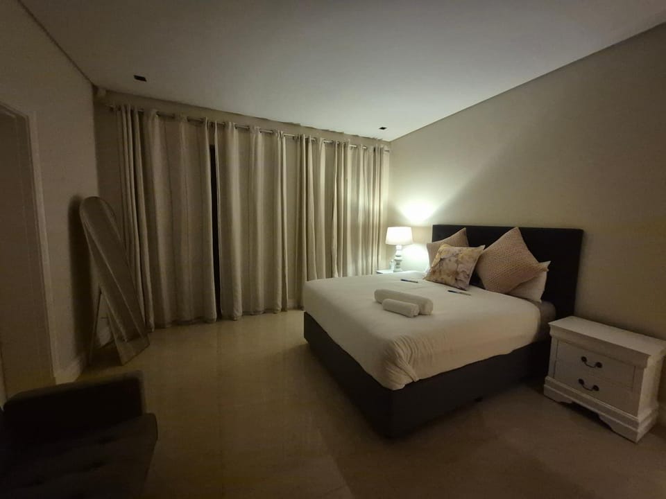 Jumanji Safaris Villa Constantia Bed and Breakfast in Cape Town
