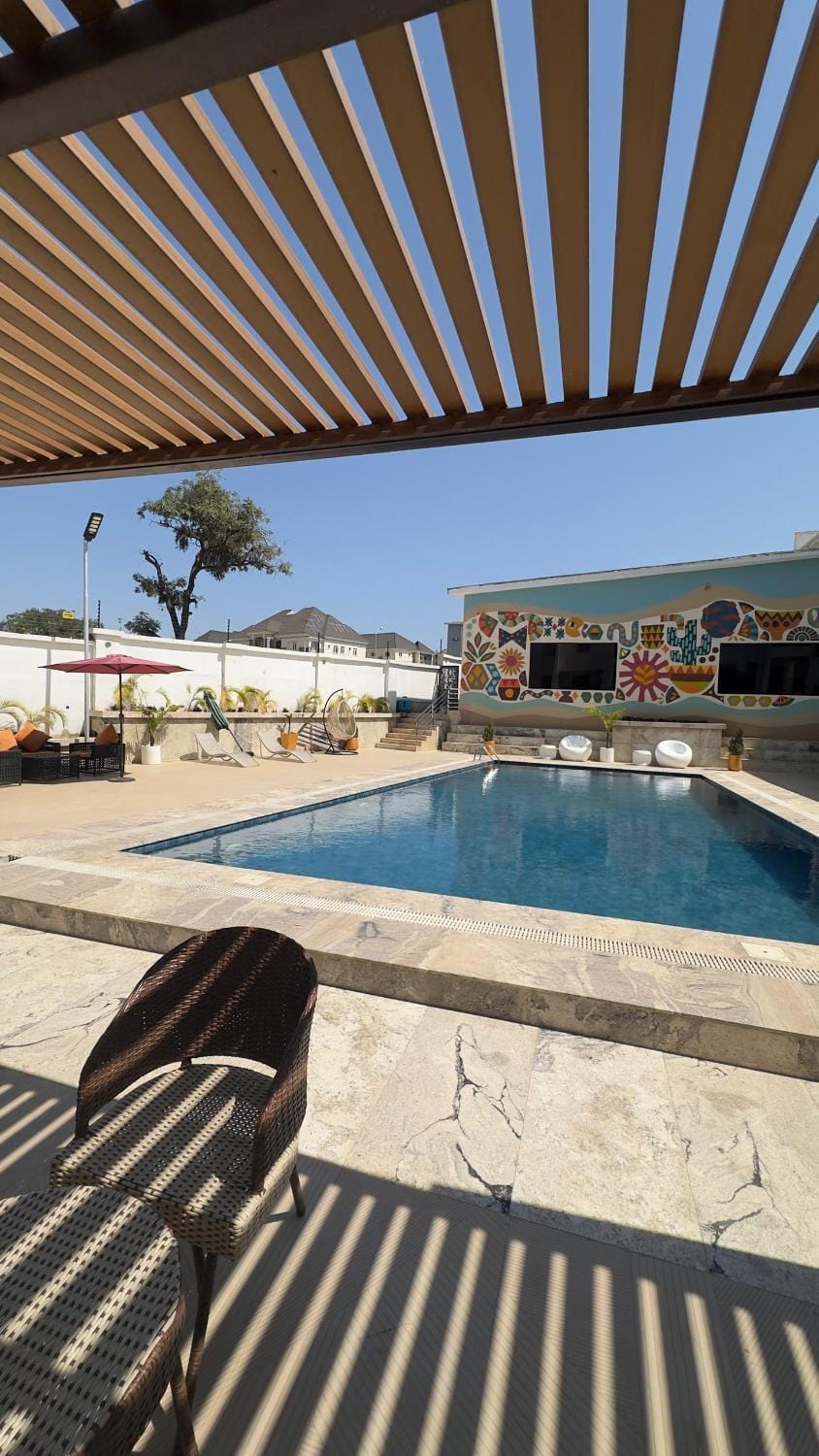 Swimming pool