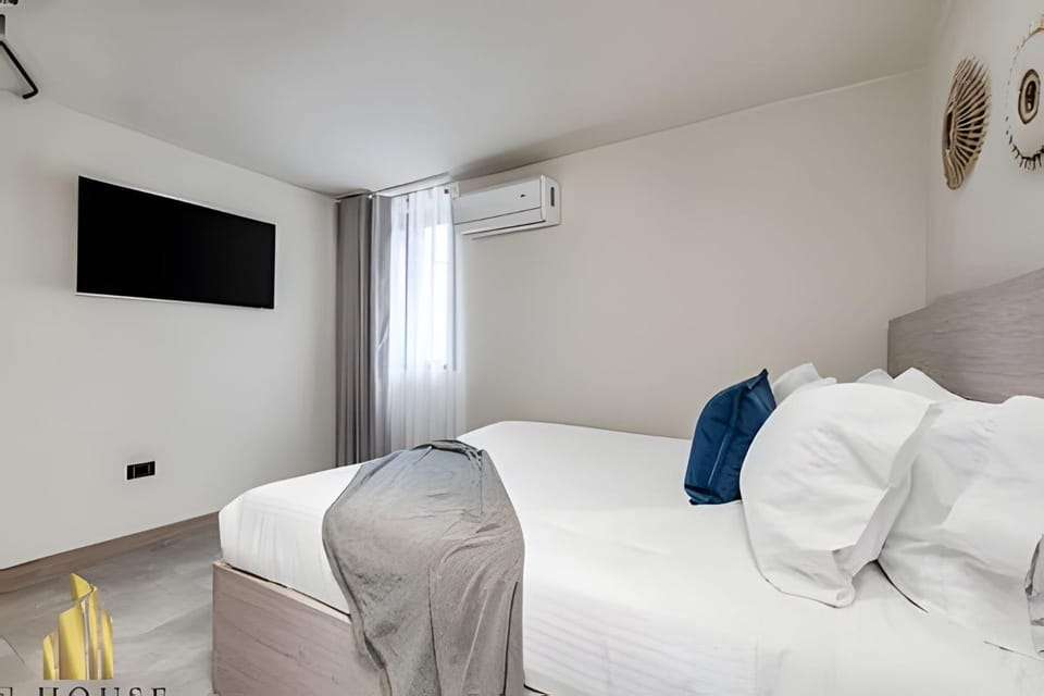 Casa Solei 12-9 - Apto Elegante con Jacuzzi/ AC Apartment in Medellin
