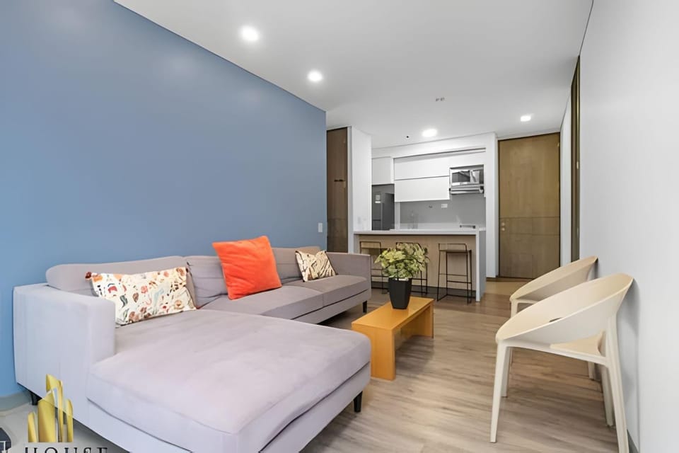 Class Suites 202 - Colorido con piscina y gym Apartment in Medellin