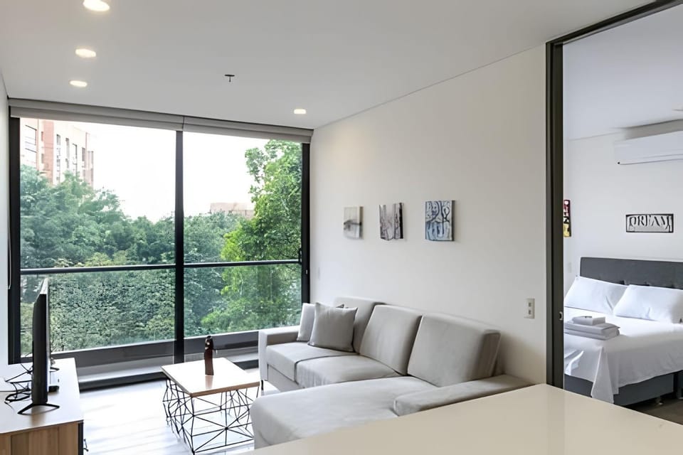 Class Suites 503 - Apt Luminoso y con Piscina Apartment in Medellin