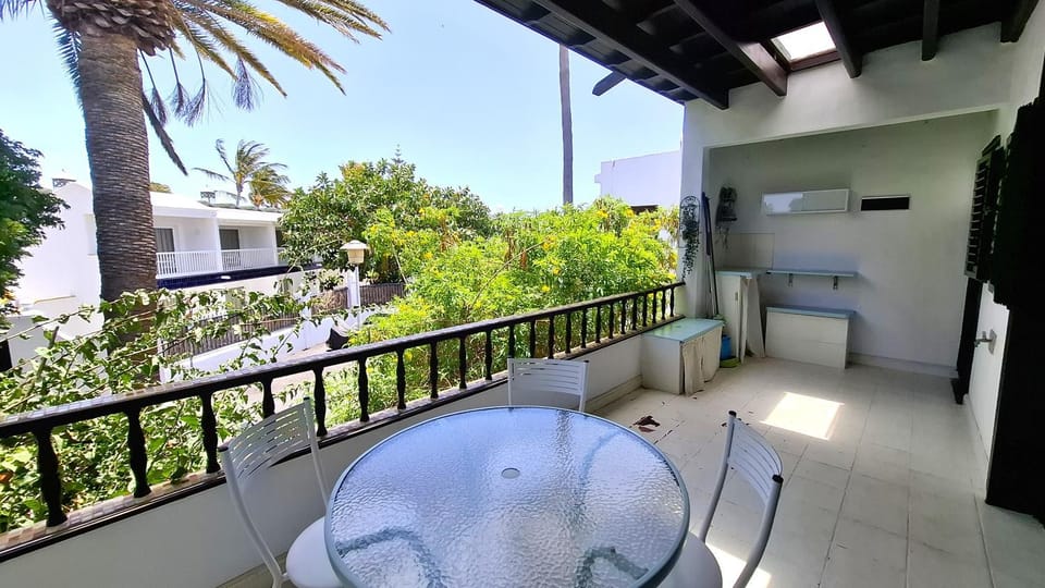 Balcony/Terrace, Dining area, Garden view
