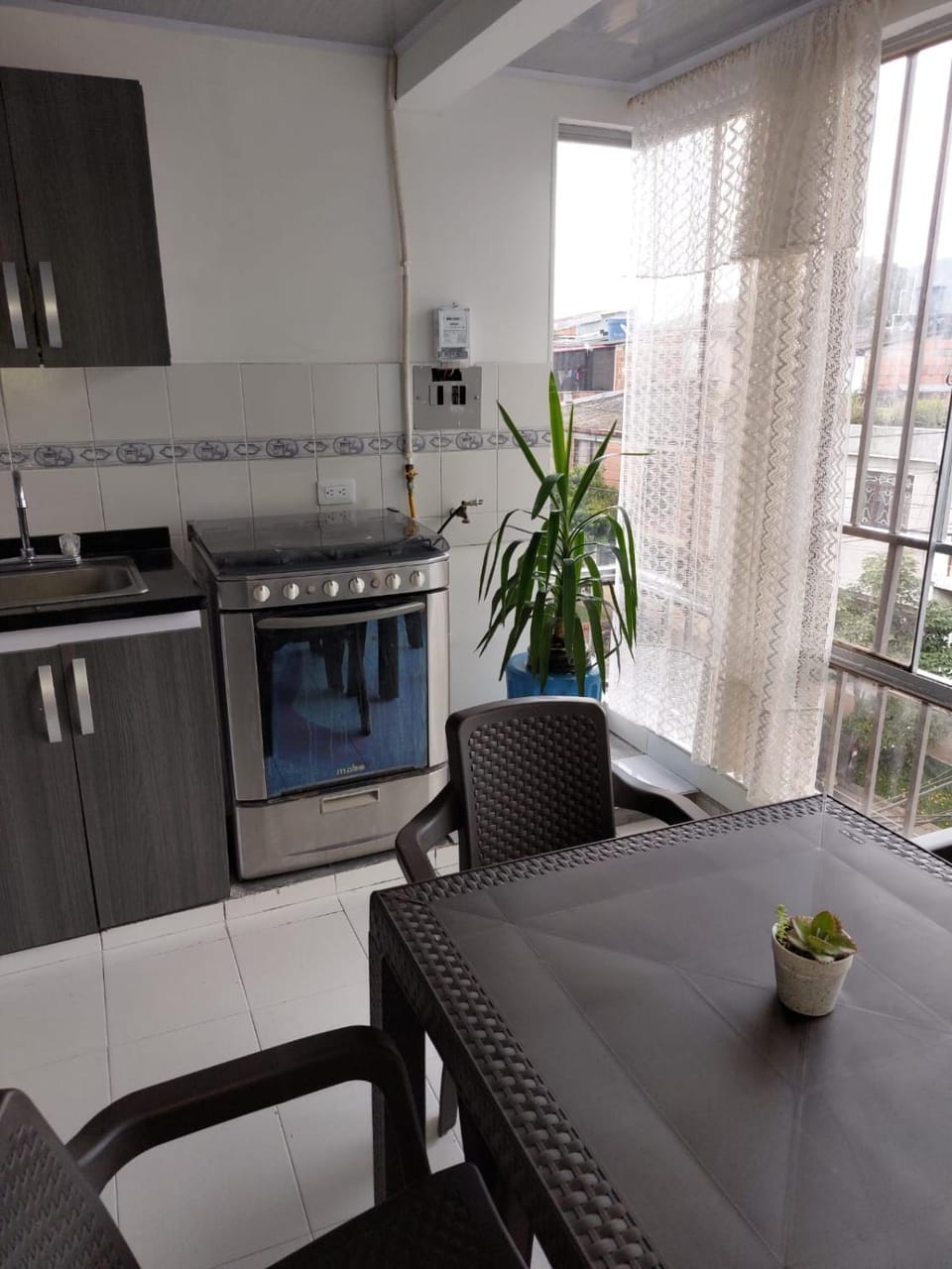 Kitchen or kitchenette, Living room, Dining area, stove