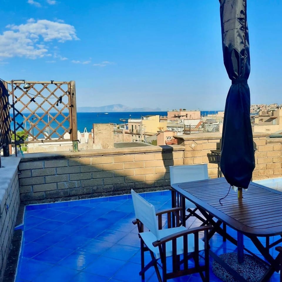 Day, View (from property/room), Balcony/Terrace, Dining area, Sea view