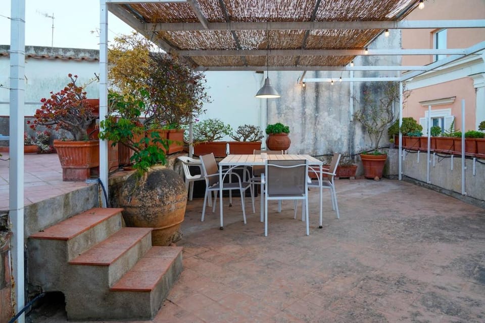 Patio, Balcony/Terrace