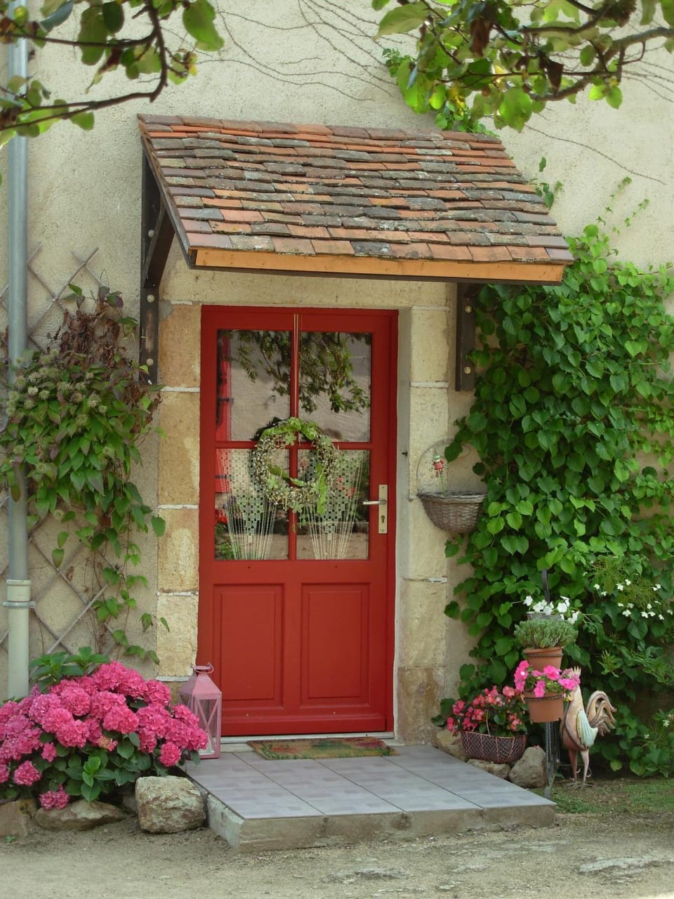Facade/entrance
