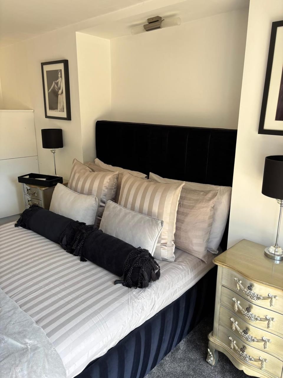 Beautiful Home Apartment in Uxbridge