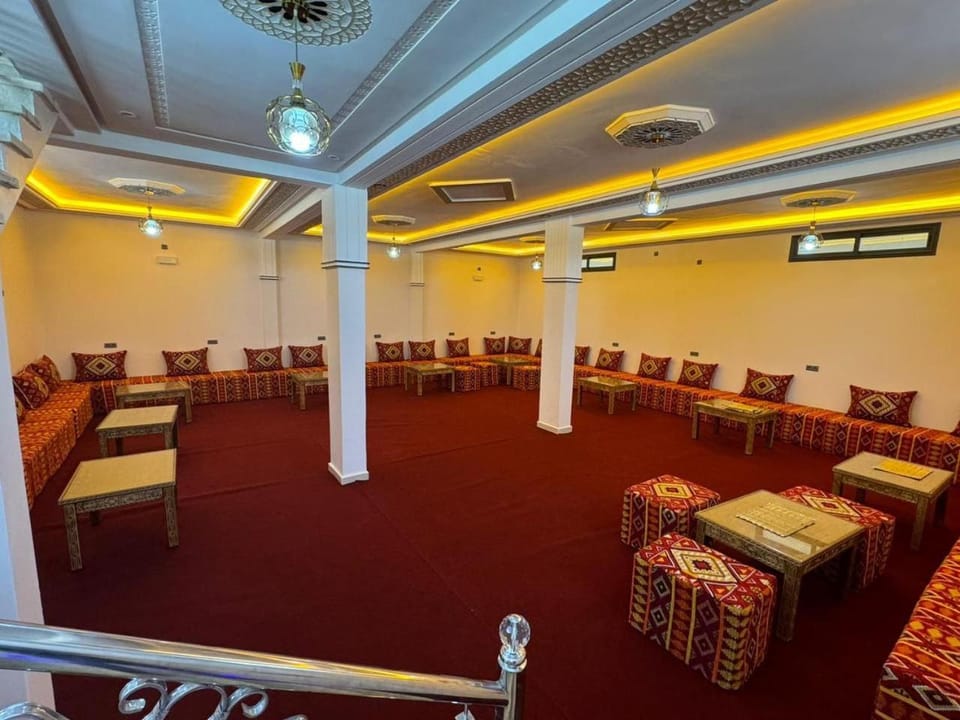 Cafe Restaurant Moove Oil Apartment in Morocco