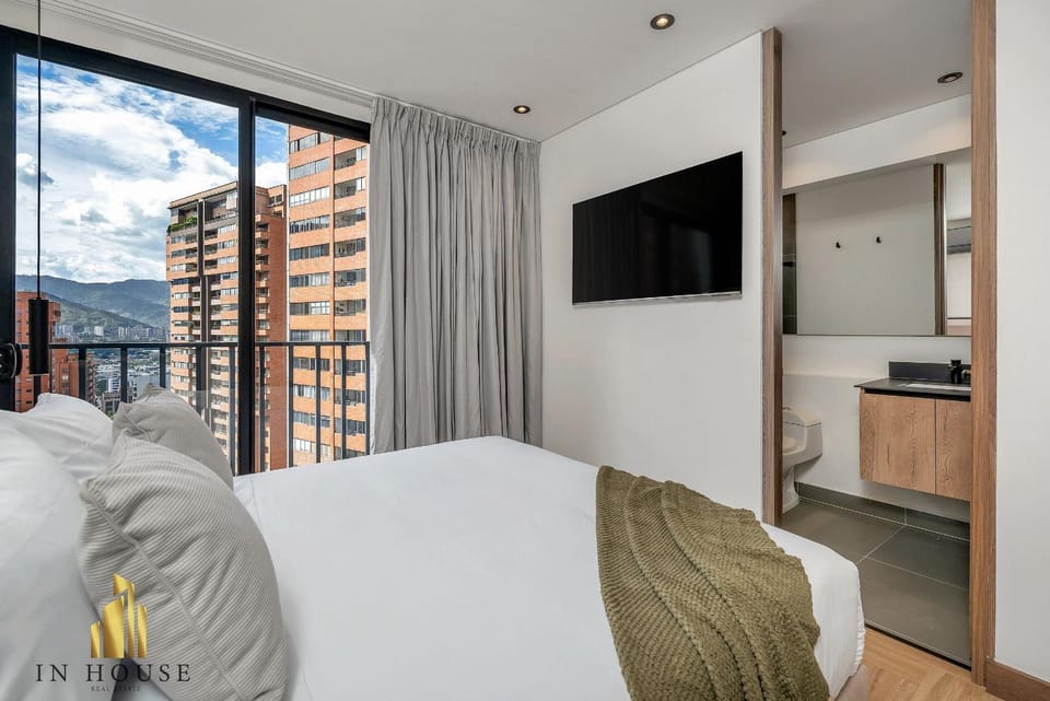 Morph 1002 - Apt de lujo en El Poblado/AC/BBQ Apartment in Medellin