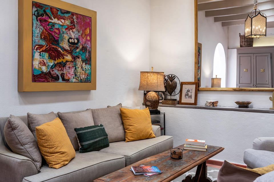Living room, Decorative detail, Seating area
