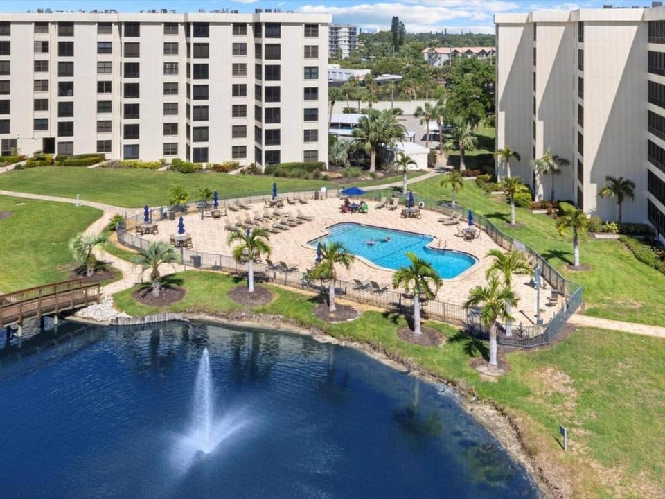 Gulf & Bay Club, Siesta Key, FL - This property has a 30 night minimum reservation House in Siesta Beach