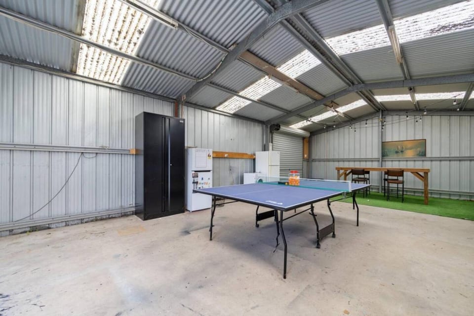 Inverloch Dual Retreat with Spa Bath 400m to Beach House in Inverloch