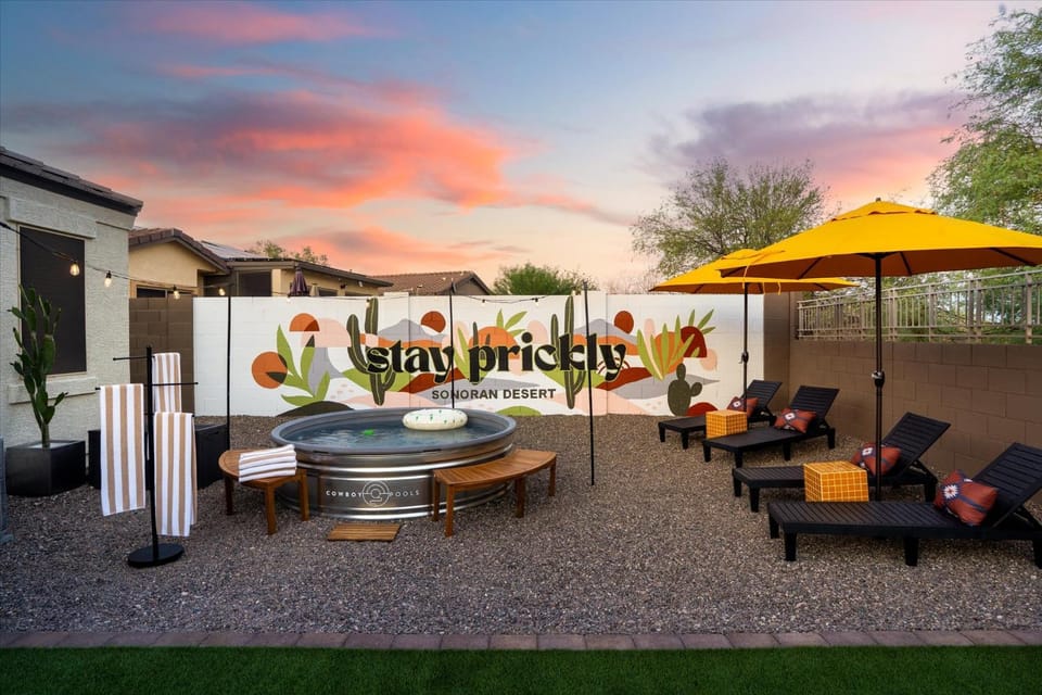 Decorative detail, Seating area, Pool view, Sunset, sunbed