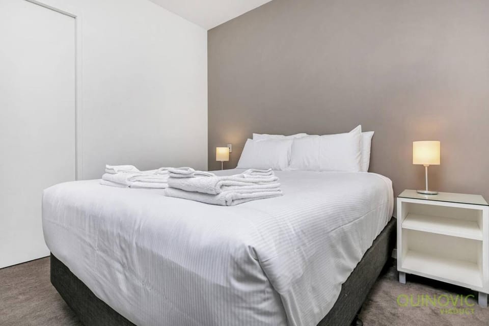 QV Stays Cosy One Bedroom Viaduct Haven Apartment in Auckland