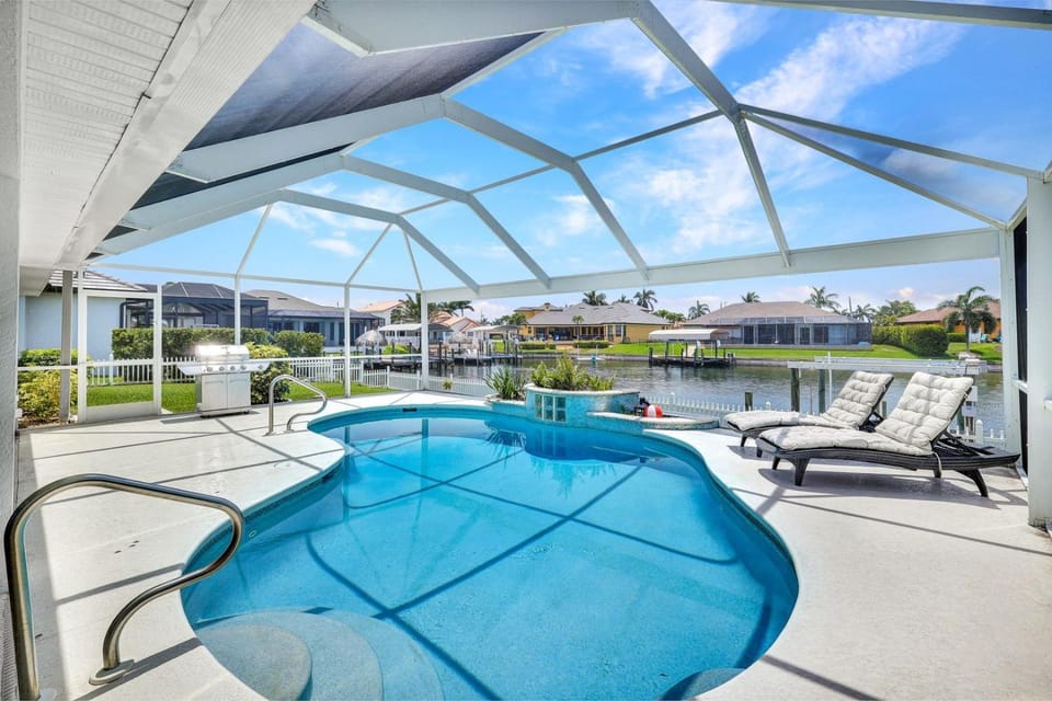Villa Sunset - Gulf Access House in Cape Coral