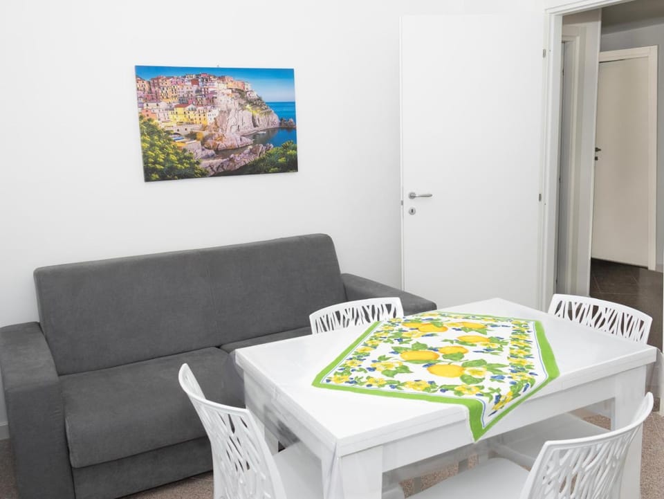 Karola's House Apartment in Tropea