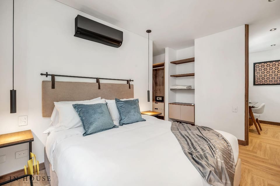 Morph 201 - Apt Moderno con Techo Alto y BBQ Apartment in Medellin