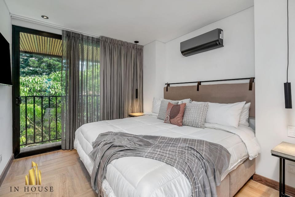 Morph 302 - Apt moderno con techos altos, BBQ Apartment in Medellin