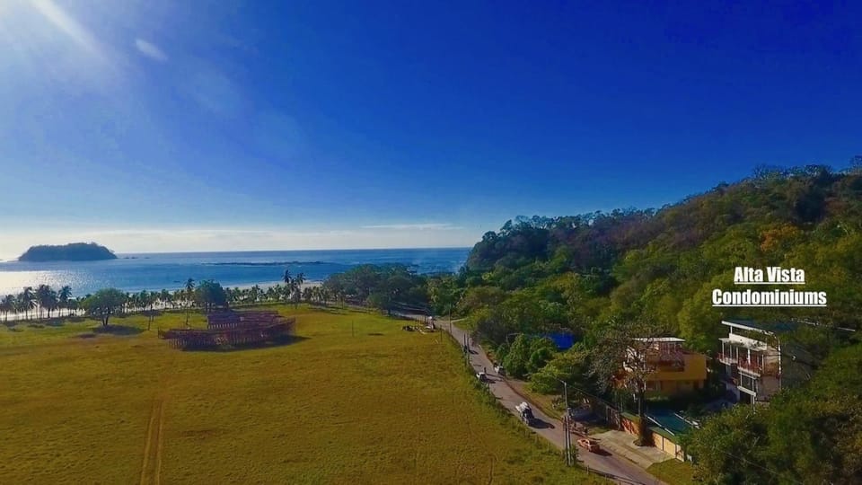 Catalina World Class Viewslocationservice! House in Samara