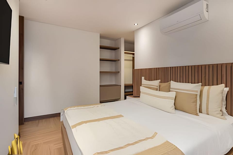 Morph 702 - Apartamento de lujo con vista y A/C Apartment in Medellin