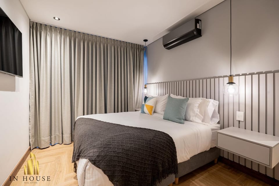 Morph 902 - Exclusivo apt en el Poblado con balcón Apartment in Medellin