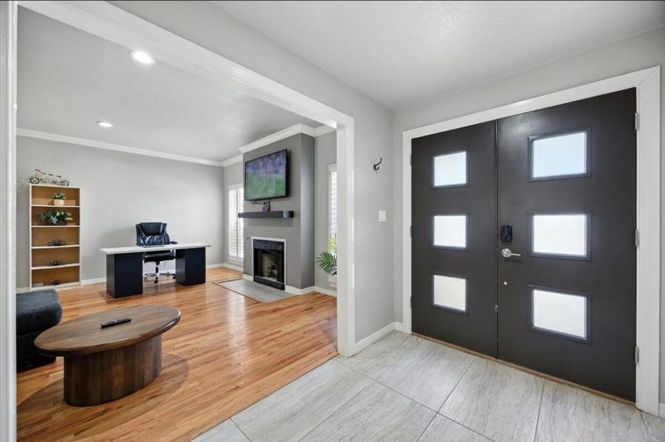 4 Bed 3 and half Baths Home with Heated Pool House in El Paso