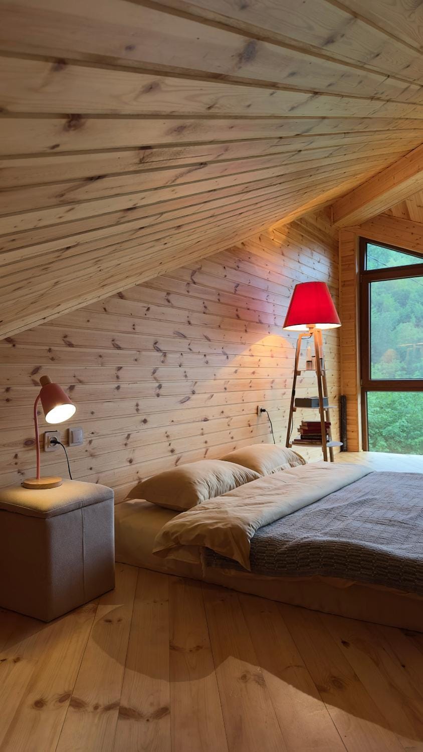 Bed, Photo of the whole room
